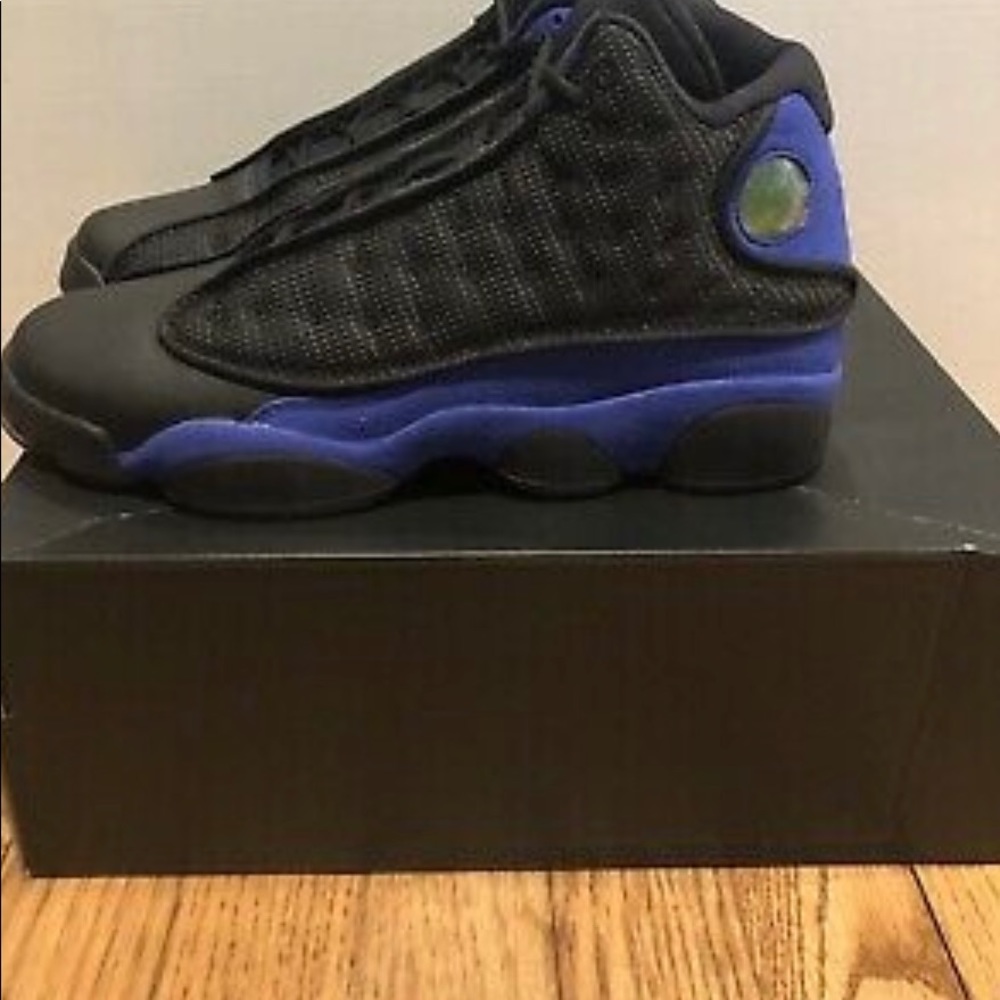 Hyper Royal Jordan 13’s size 7